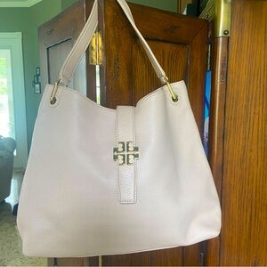 Light Pink Tory Burch Plaque Hobo Tote
